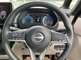 ハンドル部でオーディオ操作可能