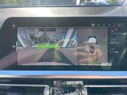 トップビューカメラ。発進の際に障害物がないかカメラで確認可能。全方位障害物センサーでより広範囲にわたって安全に自分の目で確認することが可能です。
