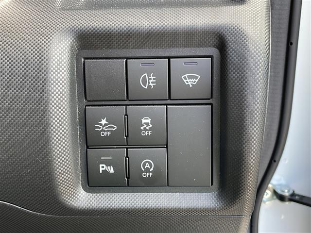 気になる車はすぐにお問い合わせください！画面右側の0066から始まる無料ダイヤルからお問い合わせ下さい！専門スタッフがお車のご質問にお答えいたします！