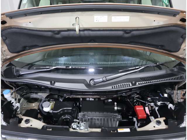 エンジンルームまで仕上げ済です！
