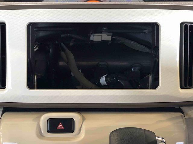 当車両はオーディオレスです。多彩なナビゲーション・オーディオをご用意しております。詳しくは当店スタッフにお問い合わせください。