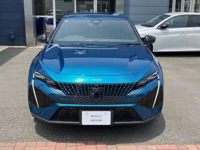 認定中古車は新車登録から9年以内のディーラー車を点検整備。プジョーを知り尽くした正規ディーラーが源泉した高い品質のクルマだけをお届けいたします。