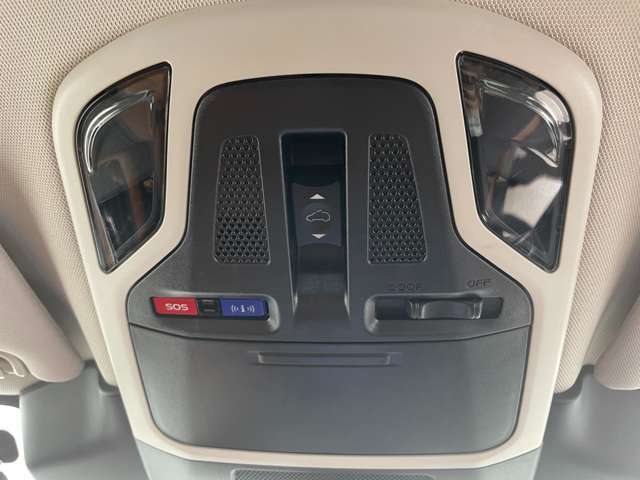 【運転席操作部】快適なドライブを楽しむための機能が装備されています！運転席から触れるので、使いやすいです！除菌プランいれていただくと、さらに清潔で安心していただけます！