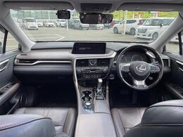ガリバーと違い、車両販売と整備・保証・クリーニングなどのサービスを切り離したから出来たお得な価格。 その上お値打ちなクルマばかりです。 サービスは必要な分だけお選び下さい。