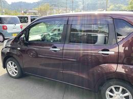 左側面からの写真です♪