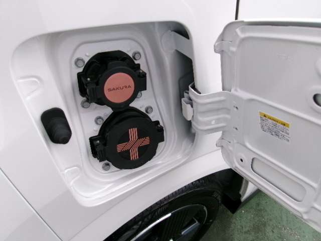 普通充電・急速充電