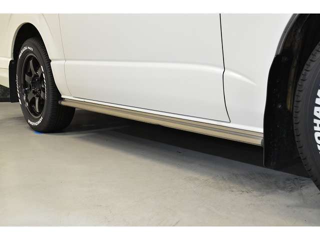 ■TRDサイドスカート★即納台数多数取り揃え！気に入っていただけるお車ご提案します☆ご来店お待ちしております。シーアールエス大阪06-6852-9000
