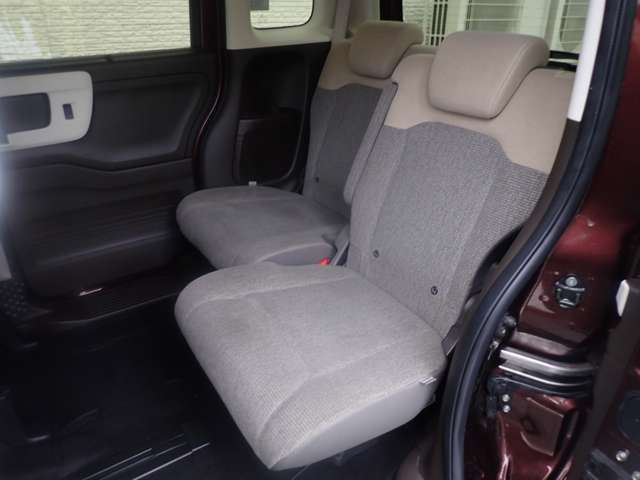 認定指定工場にて整備点検後の納車とさせて頂いております。交換部品が出る場合でも費用は一切頂きません！（部品代・作業工賃　共に無料）　ご安心してお乗り頂けます。