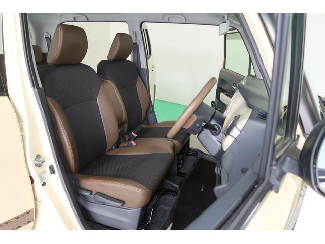 シートは運転する方の疲労が極力溜まらないように設計され、乗り心地も快適な素材を使用しています！是非一度ご来店いただき座ってみてください♪