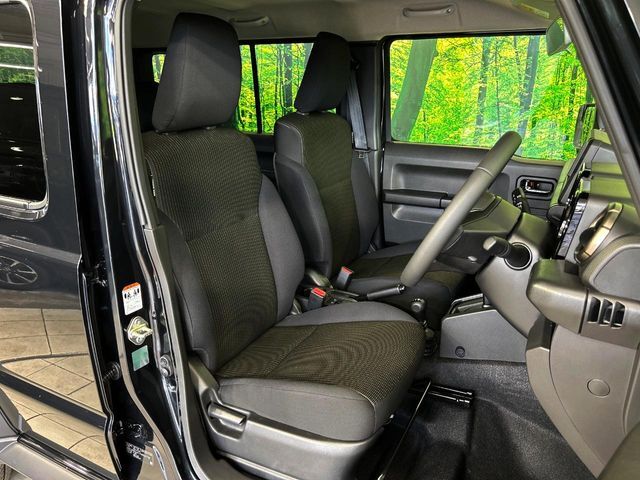 もちろん車内はキレイです♪よりクリーンな状態をキープしたいお客様には『ナノゾーンコート』がおすすめ！新型コロナウイルス対策や、除菌・消臭に効果を発揮し多くの方にご好評いただいております。