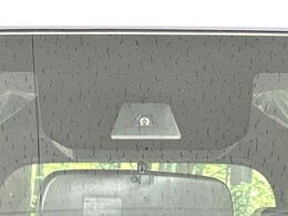 お車を安心してお乗りいただく為には、足回りの定期点検が欠かせません。サービスサポート（有償保証）では無料点検もご提供しており、安心のカーライフをお過ごしいただけるサポート体制が整っています。