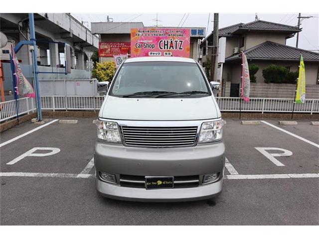 おおお素晴らしい！これは初代エルグランド！H13モデル！奇跡の仕入れ！実低走行2.2万kmです！こちらは正規オークションで5点中で4.5点という希少な高評価モデルです。無事故も保証致します！1台限定