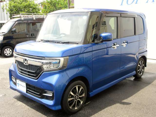 【軽自動車・軽スライド・軽バン・軽ワゴン専門店】各車輛ジャンルごとに4つの展示場からなる関東最大級の大型展示場！