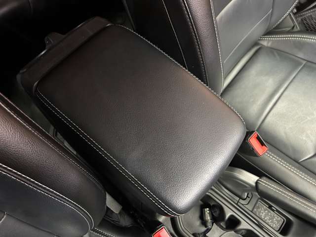 ご遠方の場合でも、下取り車両の金額を概算でお出しすることは可能でございます。車検証をお手元に、走行距離をご確認の上お問い合わせくださいませ。