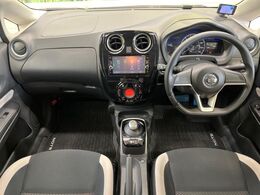 グループ総在庫数約30，000台！！全国の系列店からメーカー・車種問わずご紹介出来るので、あなたにピッタリのお車が見つかるはずです♪まずはお問い合わせ下さい☆
