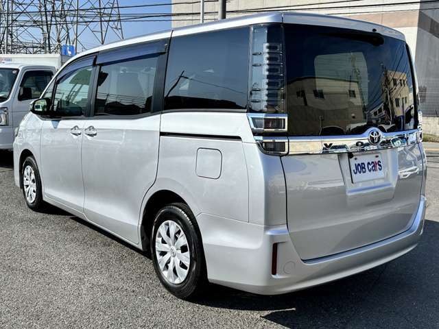 販売・修理・保険・車検など、お車に関する事はジョブカーズにお任せ下さい☆