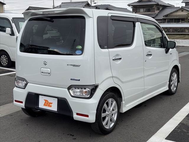 気になる車両などあれば、すぐにお問合せ下さい！右のカーセンサー専用ダイヤルからお電話いただくとスタッフがご質問にお答えいたします。