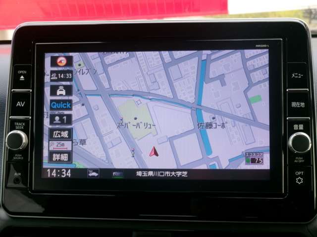 純正メモリーナビ付き！今やナビは必需品と言っても過言ではありませんね！操作性も良く視認性に優れた純正品はオススメです！