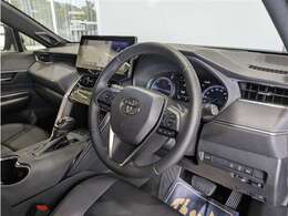 見通しのよいすっきりとした視界で、誰でも運転しやすいです。運転のしやすさは疲れにくさにも繋がりますよ♪