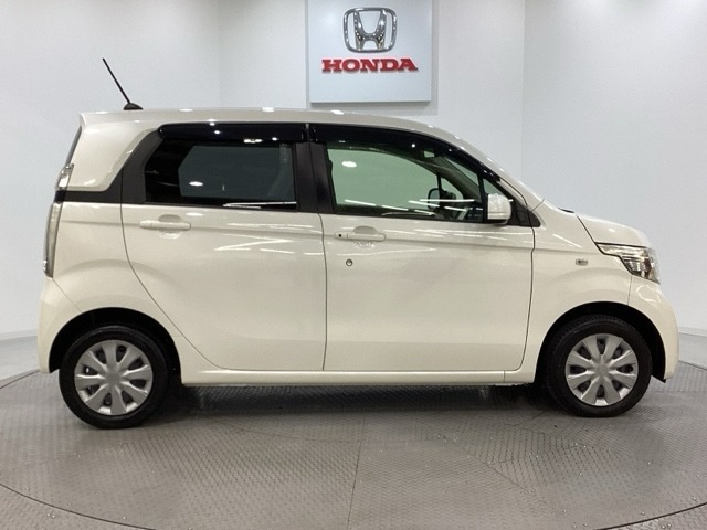 購入後も自社指定整備工場完備でお客様の愛車をしっかりサポート致します！御納車時には安全かつ安心してお乗り頂けるようホンダ専門知識を持つ整備スタッフが点検・整備・装備も説明をしてお渡ししております。