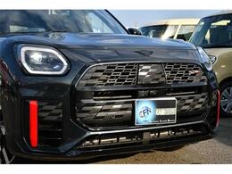 高年式車の車輌を厳選して仕入れておりますので、車輌状態はご安心ください。メーカー保証も付くお車ですのでお任せください。