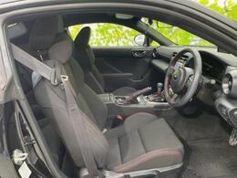 「この車の写真をもっと見たい」「状態が気になる」「この装備はついている？」どんな小さな疑問でもお気軽にお問い合わせください！