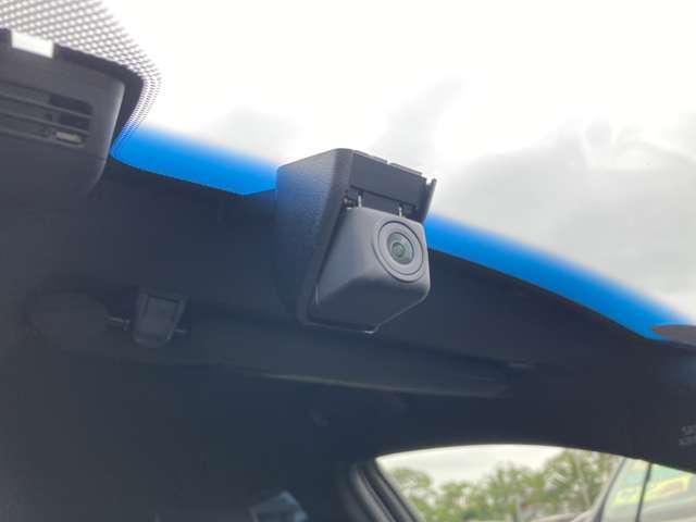 ご自宅エリアでの車検・整備などはもちろん、お出かけ先でのトラブルも各エリアの整備工場がサポートいたします。