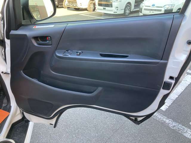 納車まで、お車が必要というお客様！当店代車完備しており、代車無料貸し出しできますのでお気軽にお申し付けくださいませ♪