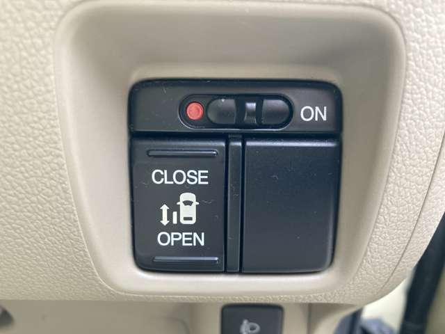 ご購入後も安心してお乗りいただけるよう、店舗に整備工場を併設しております。お車のことで心配事や気になることがあればお気軽にお問い合わせください。