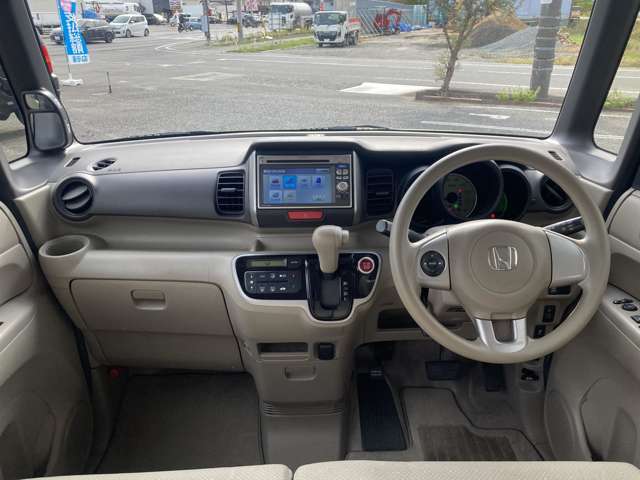 在庫確認やお見積りなどお気軽にお問い合わせください。展示場でスタッフ一同お待ちしております。