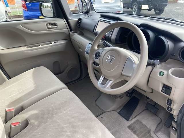 両側スライドドア！片側電動スライドドア！ワンセグTVナビ！前ドライブレコーダー！バックカメラ！片側パワースライドドア！