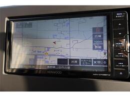 今や必需品のナビ付いています！安心してドライブ出来ますね！
