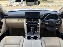 アイポイントが高く見晴らしの良い運転席です！