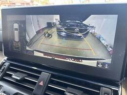 【アラウンドビューモニター】を装備で駐車が苦手な方でも安心です。
