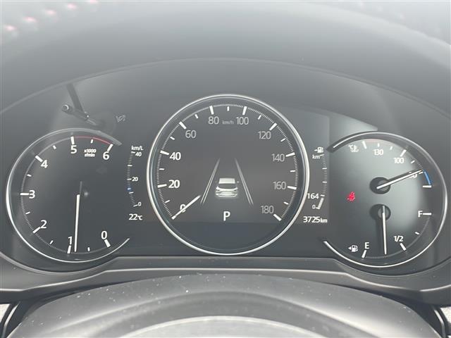 【スピードメーター】メーターがシンプルで見やすく運転しやすいですね！