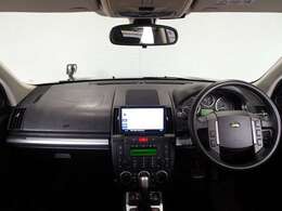 全国納車可能で御座います。納車方法及び費用に付きましては、気軽にコーディネーターまでご相談下さいませ。遠方のご納車際も我々がしっかりサポートさせて頂きます。お気軽にスタッフまでご相談下さいませ。