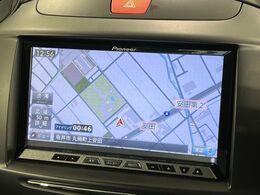 【フルセグTV付ナビゲーション】使いやすいナビで目的地までしっかり案内してくれます。各種オーディオ再生機能も充実しており、お車の運転がさらに楽しくなります！！