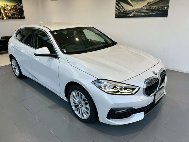 【展示場について】九州エリア最大級の展示場常時30台以上のBMWを展示しております。入庫する予定車両やNET掲載が間に合っていない車両も御座いますので是非一度お問い合わせ下さい。
