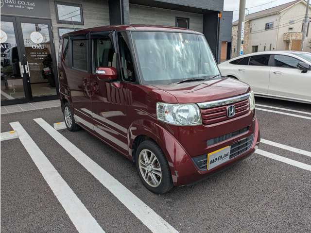 大好評のボディコーティングもご納車までに施工可能！雨染みや線傷など中古車だからと諦めていませんか？ピカピカの状態でお乗り出し頂けます！
