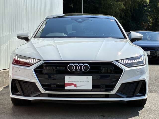 『正規ディーラーAudi和歌山店へようこそ。この度は弊社在庫車両をご覧頂き、誠にありがとうございます。厳選された豊富な自社在庫からお好みのお車をお選び下さい』　◆無料電話：0078-6002-001087◆