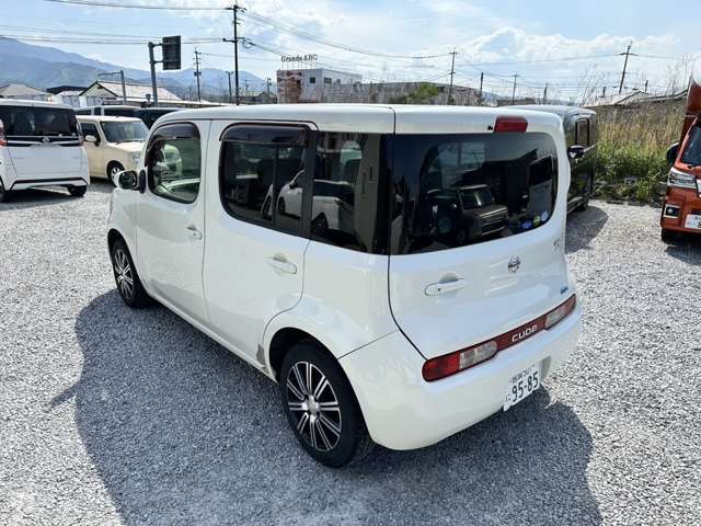 当店の在庫車をご覧いただきありがとうございます。過去に破産、債務整理、過払い、携帯電話の払遅れなどで通常のオートローンが通りにくいお客様でも車が買えるように、自社ローン自社リースで対応しております。