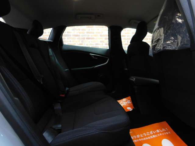 【全国納車も可能ですので、遠方にお住まいの方でも安心してご購入出来ます】車輌を確認できないお客様へLINEアプリで画像送信やビデオ通話オンライン商談も可能です。お気軽にお問い合わせ下さい♪