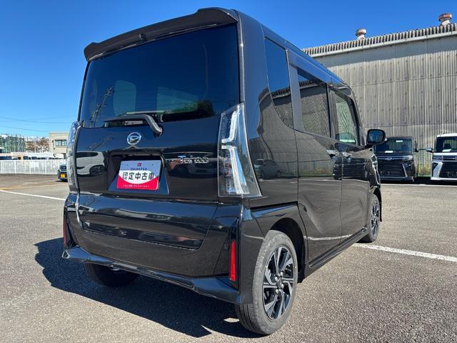 静岡ダイハツの中古車は、展示前に徹底した洗車や室内清掃を実施しております。