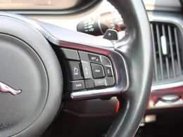 【全車速対応アダプティブクルーズコントロール】ミリ波レーダー+ステレオカメラ+赤外線により前方車輌を認識し、高速道路などの自動車専用道路や渋滞時などではドライバーの負担を大幅に軽減してくれます。