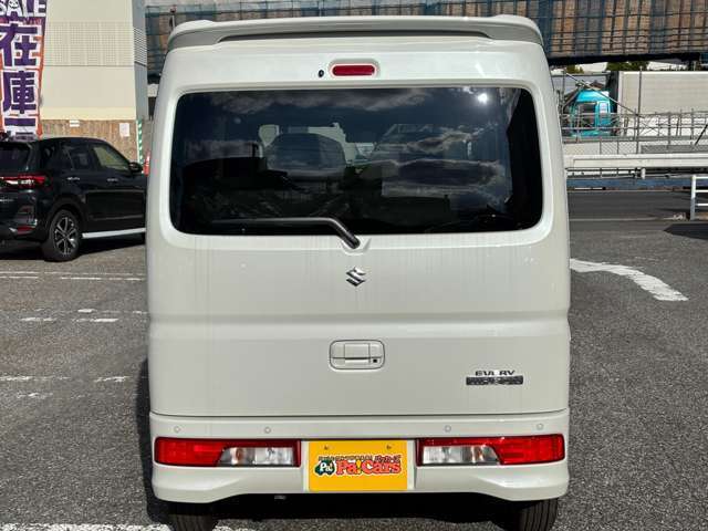 【オプションパーツ】　ご希望により、各種オプションパーツ等のご購入、取付可能！その他にも、持込パーツ等の取付にも対応！お客様のお車を素敵にドレスアップするお手伝いをいたします。お気軽にご相談ください！