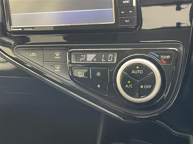 気になる車はすぐにお問い合わせください！画面右側の0066から始まる無料ダイヤルからお問い合わせ下さい！専門スタッフがお車のご質問にお答えいたします！