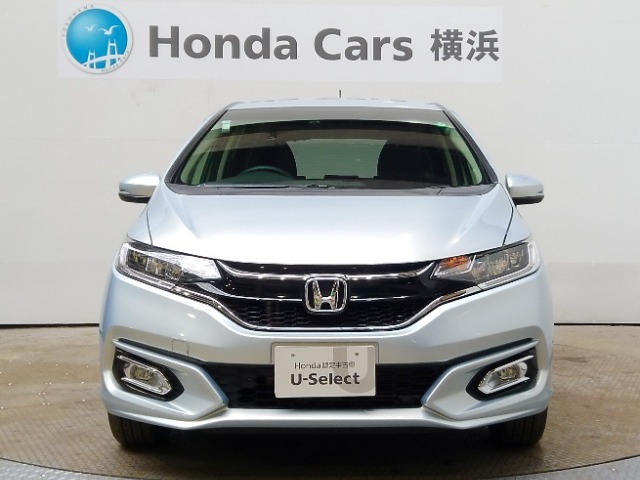 Honda認定中古車はU-Select保証1年付きで、有料で最長5年まで延長可能です。またU-Select　Premium保証の中古車は無料保証2年付きで、有料で最長5年まで延長可能です。