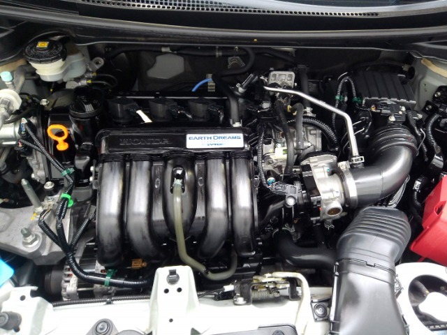L13B型　1.3L　直列4気筒DOHC　i-VTECエンジン搭載です。
