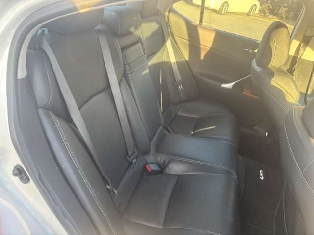 頭金0円から最大120回まで(※詳細はスタッフまで)のお支払プランをご用意しております。お客様のライフプランに合わせた案内をご提案させていただきます♪ローンでのご購入にあたっての事前審査も即日OK♪