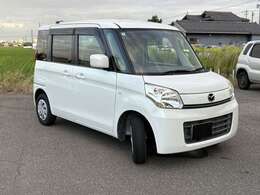 室内展示場を完備しておりますので、天候の悪い日でもゆっくりと車両をご覧下さい。